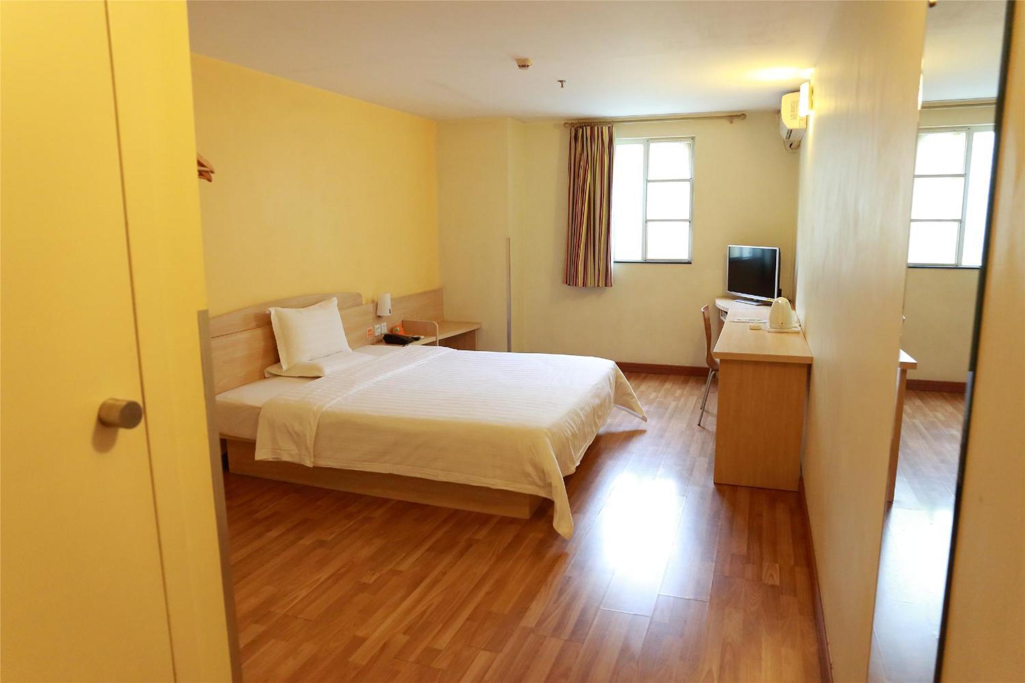 7Days Inn Beijing Shunyi Development Zone Xiandai Auto Mall Экстерьер фото